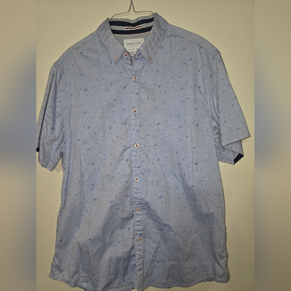 Men's Light Blue Short Sleeve Shirt